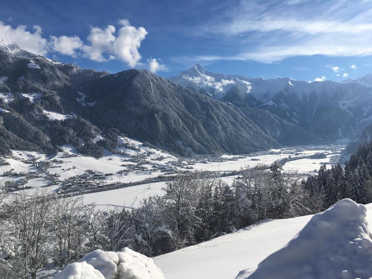 Landhaus Katharina Bis 12 Personen Mit Saunachalet Und Blick Auf Die Bergwelt Des Zillertals Hippach Buitenkant foto