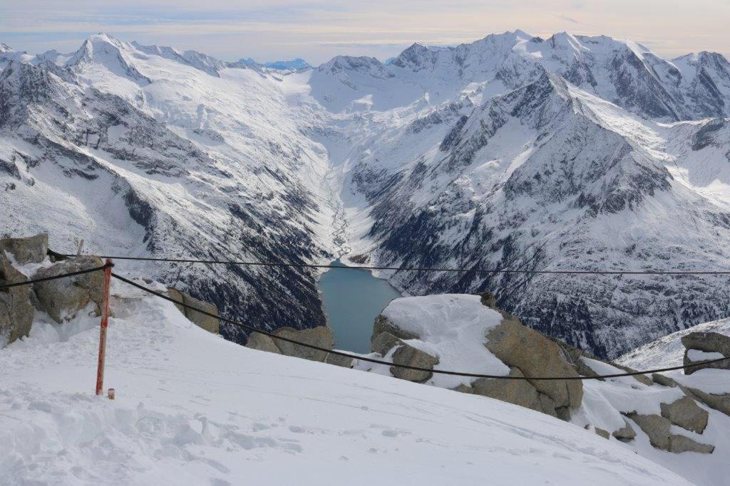 Landhaus Katharina Bis 12 Personen Mit Saunachalet Und Blick Auf Die Bergwelt Des Zillertals Hippach Buitenkant foto