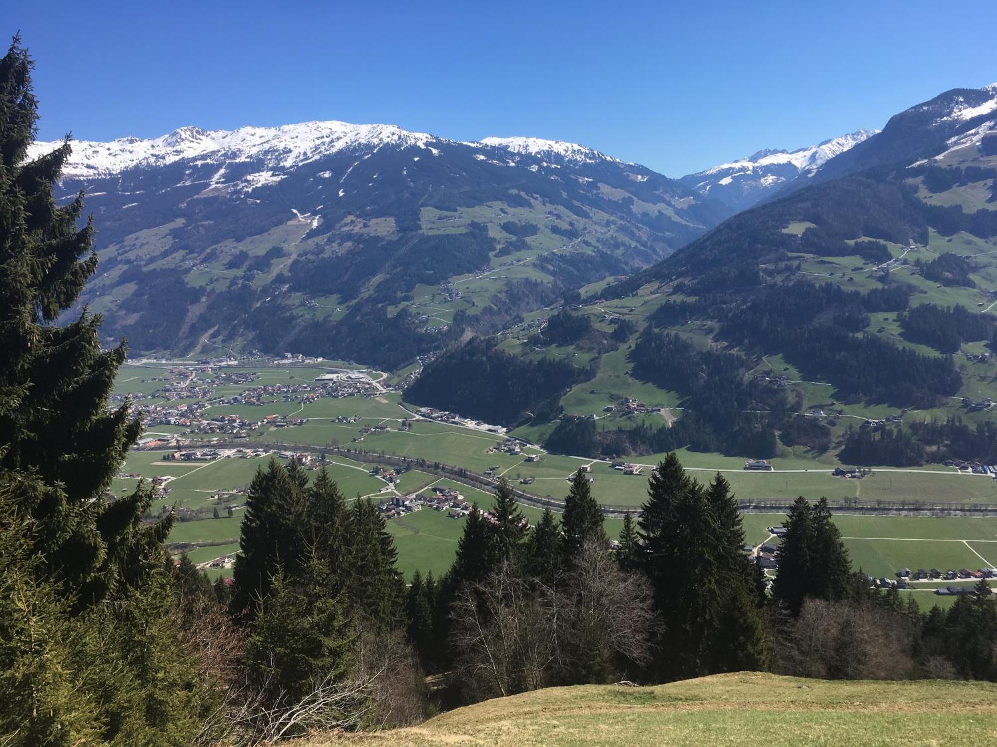 Landhaus Katharina Bis 12 Personen Mit Saunachalet Und Blick Auf Die Bergwelt Des Zillertals Hippach Buitenkant foto